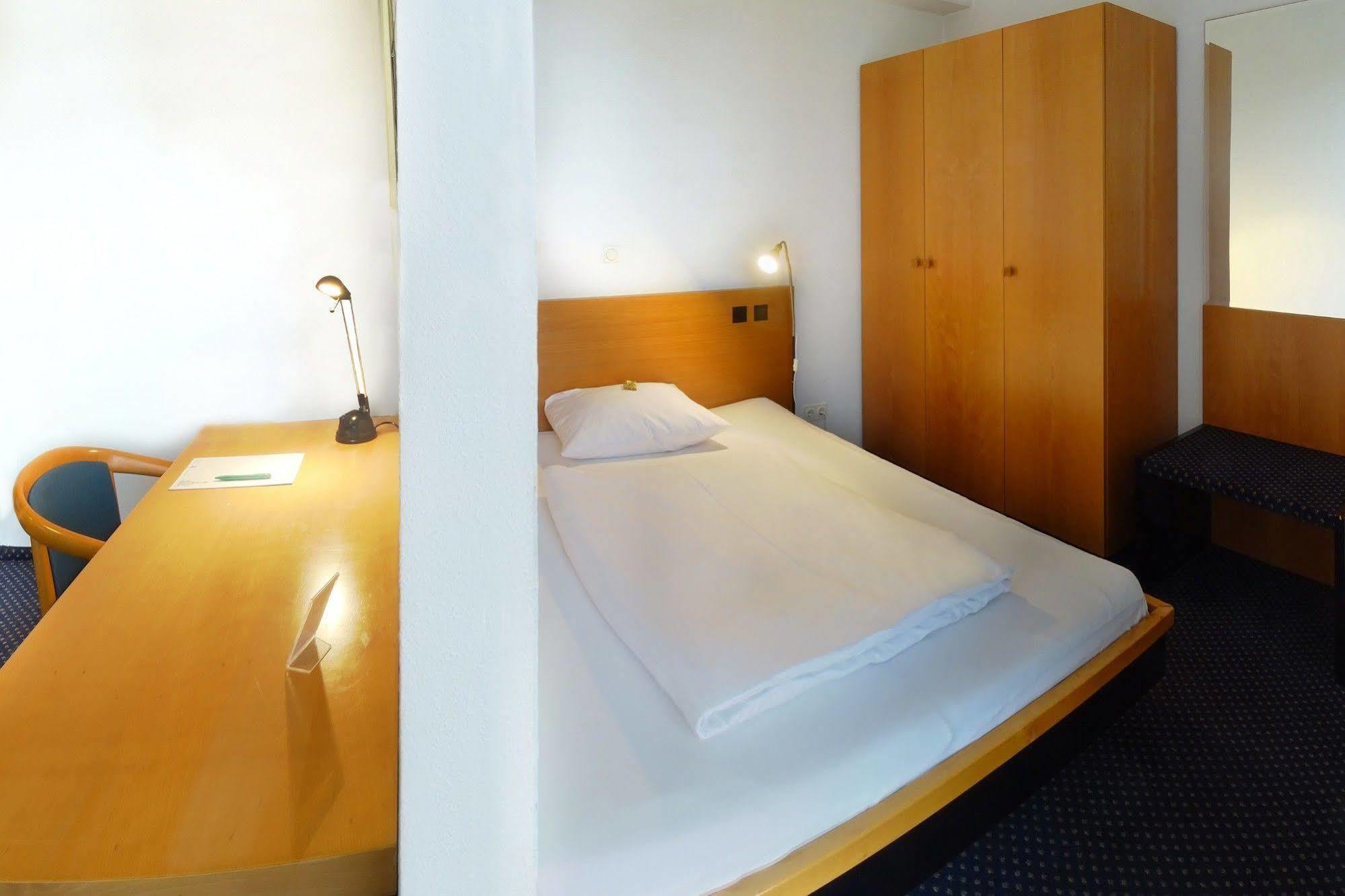 Plaza Suites Rüsselsheim Eksteriør billede